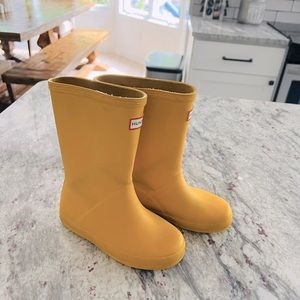 Toddler Hunter Boots Size 10